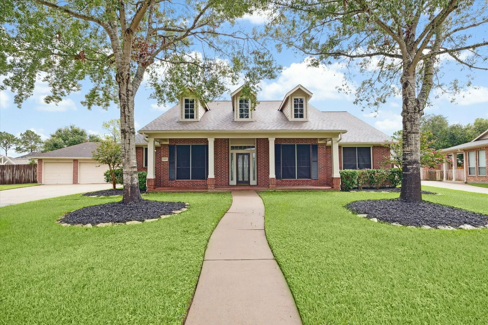 Real estate property located at 2827 Love, Galveston, Windsor Estates Sec 1, Friendswood, TX, US