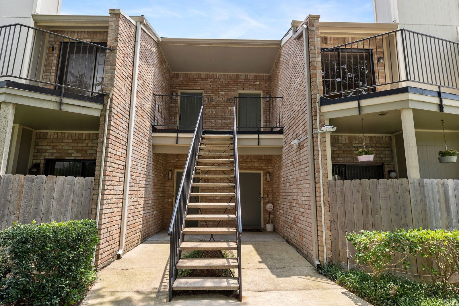 Real estate property located at 8100 Cambridge #10, Harris, Houston, TX, US