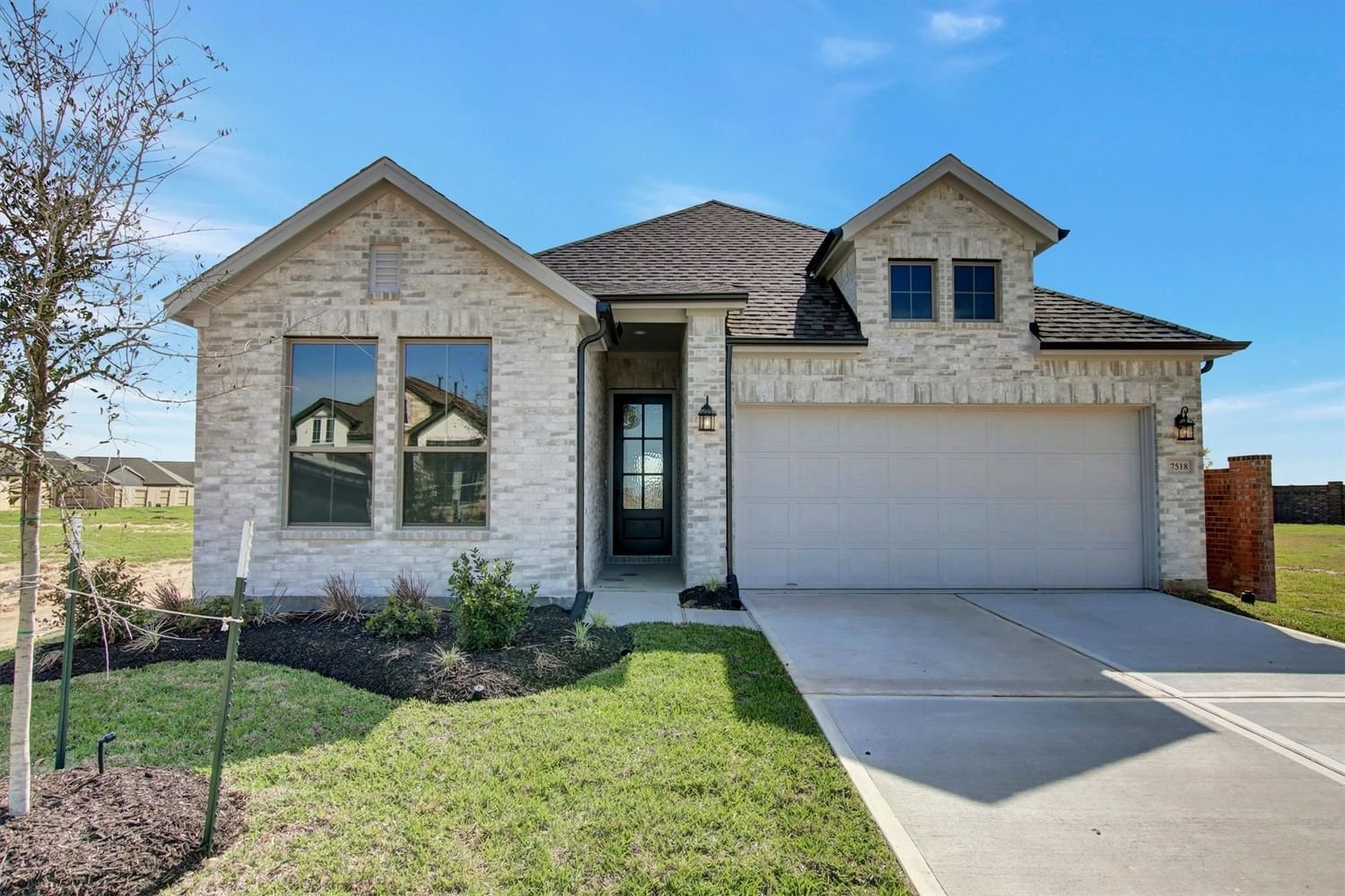 Real estate property located at 7518 Coral Lake Dr, Harris, Marvida, Cypress, TX, US