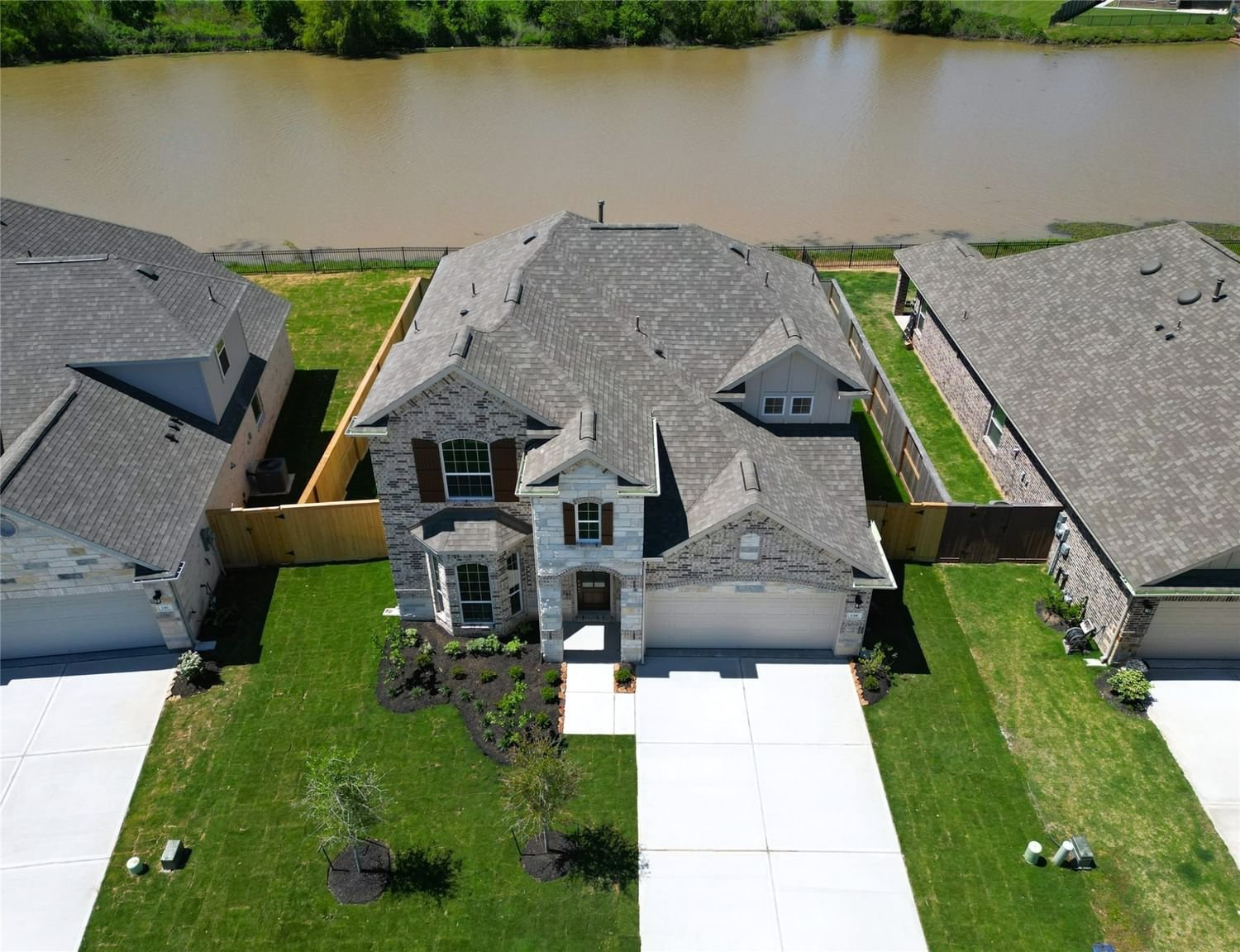 Real estate property located at 138 Water Grass, Brazoria, Woodshore Sec 6, Clute, TX, US
