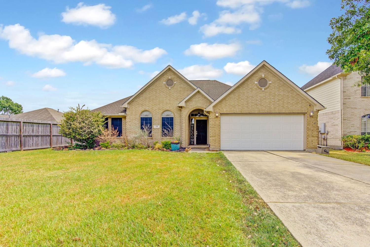 Real estate property located at 228 Spencer, Harris, La Porte, TX, US