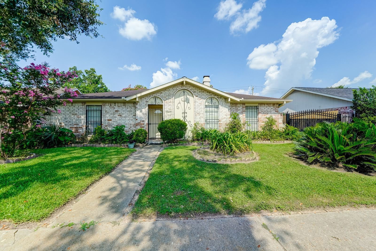 Real estate property located at 8802 Brookwulf, Harris, Brookfield, Houston, TX, US