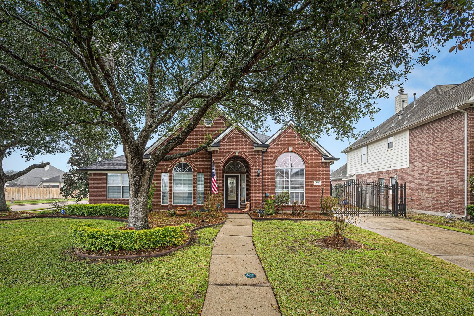 Real estate property located at 2601 Sunrise Harbor, Brazoria, Sunrise Lakes, Pearland, TX, US