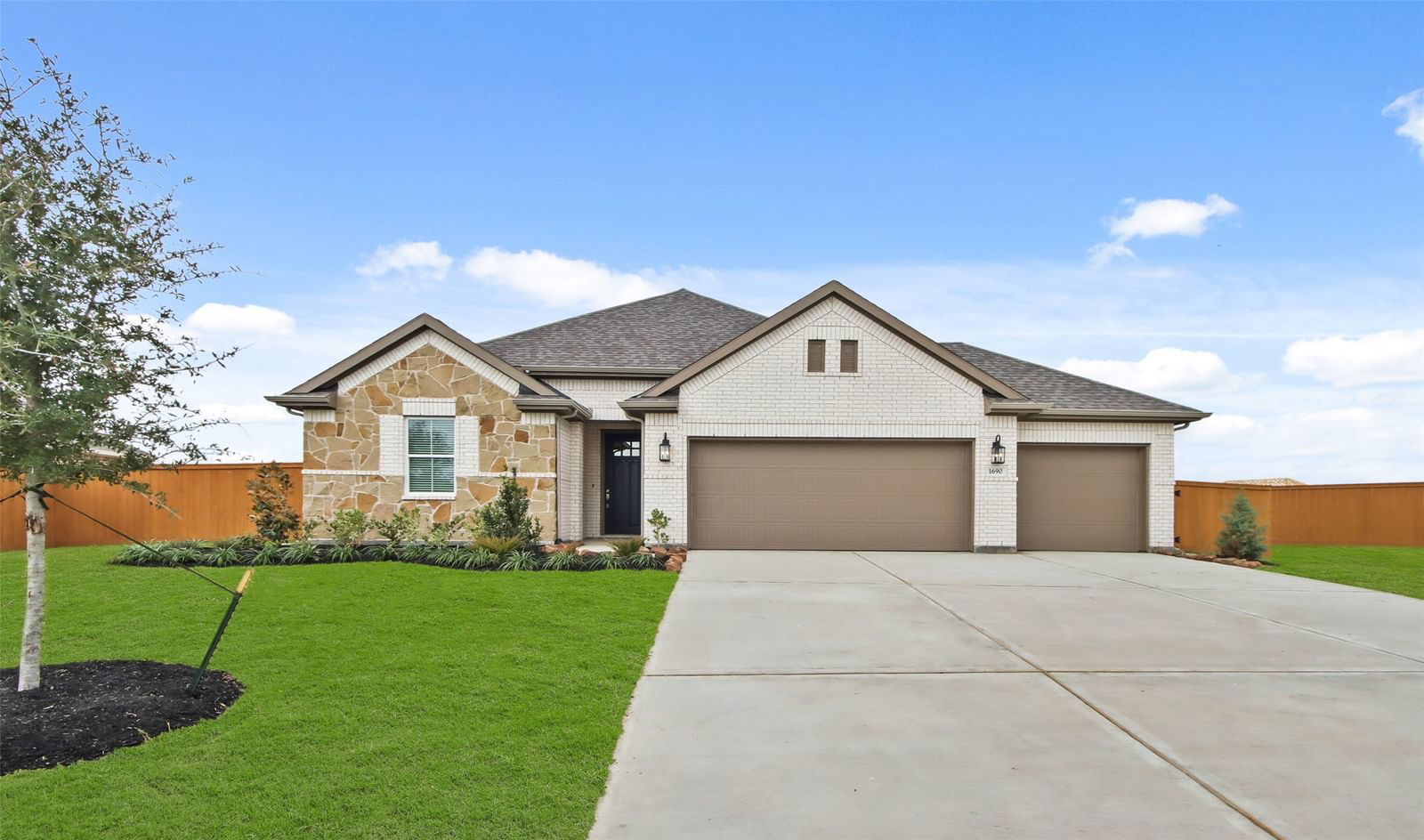 Real estate property located at 1690 Mesquite, Liberty, River Ranch Estates, Dayton, TX, US