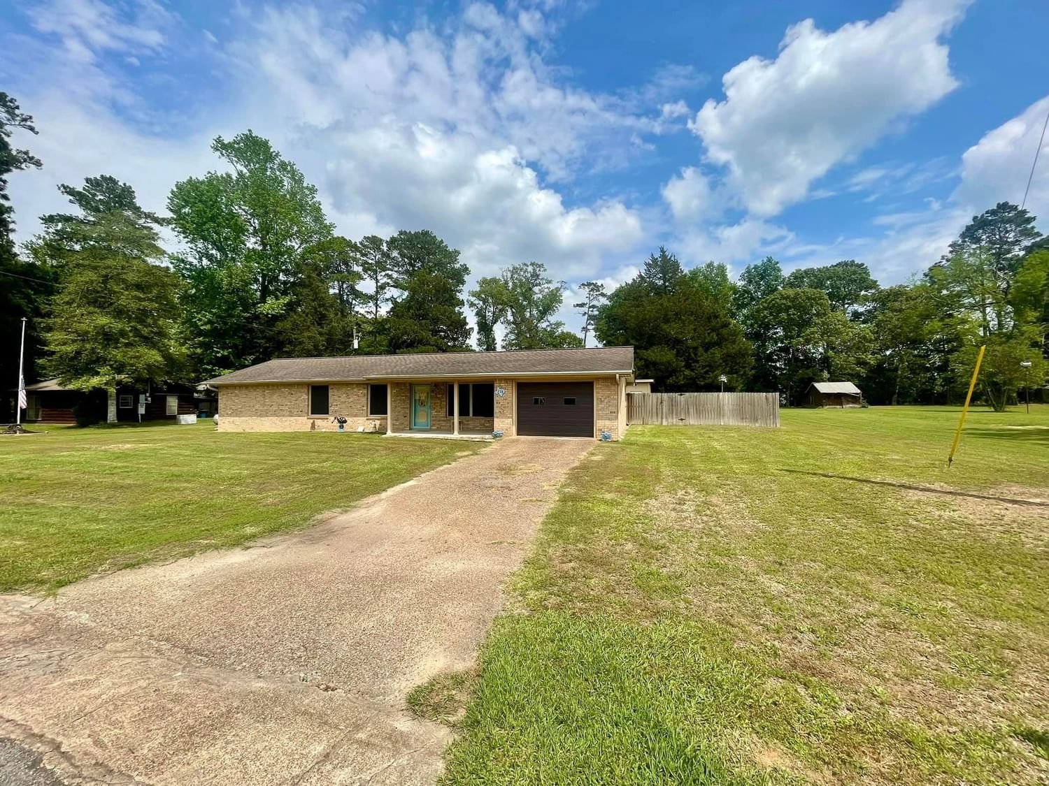 Real estate property located at 258 County Road 4190, Tyler, Other, Woodville, TX, US