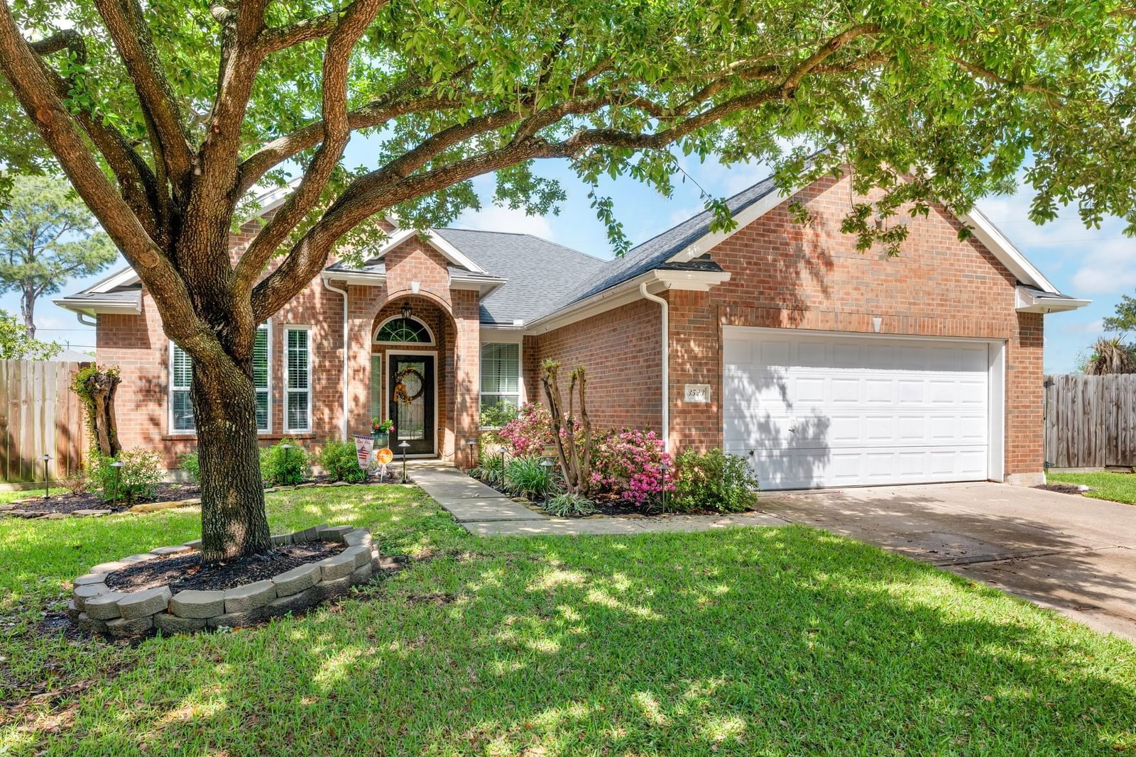 Real estate property located at 3523 Bramblefern, Harris, Westfield Estates, Katy, TX, US