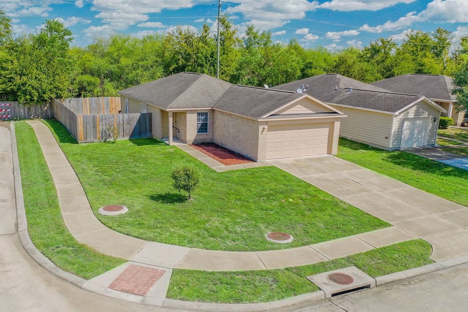 Real estate property located at 6619 Waterlilly View, Fort Bend, Sunrise Meadow Sec 4, Richmond, TX, US