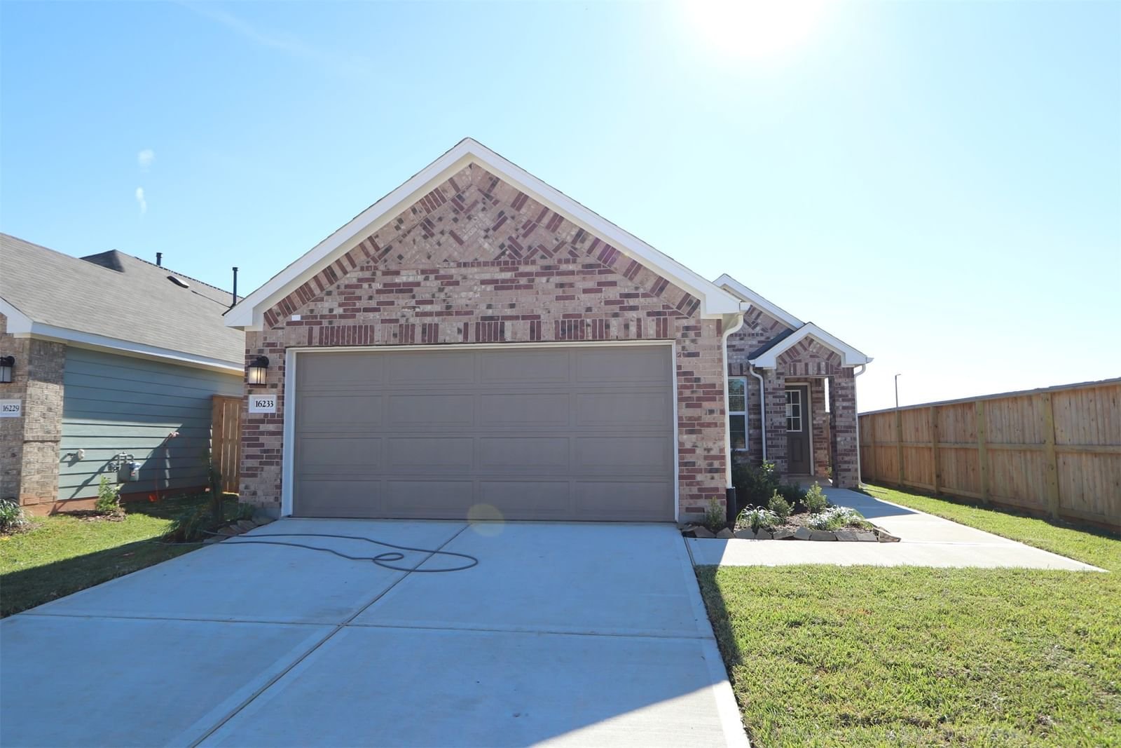 Real estate property located at 16233 McDonald County, Montgomery, Lone Star Landing, Montgomery, TX, US
