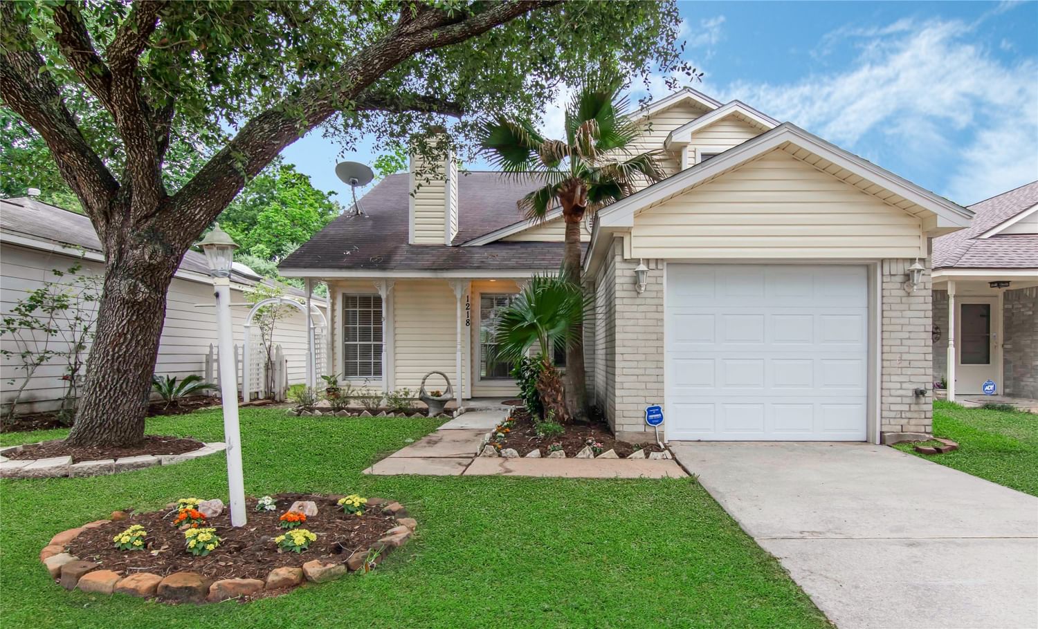 Real estate property located at 1218 Chelsea, Brazoria, Riverwalk Sec 1-2 Pearland, Pearland, TX, US