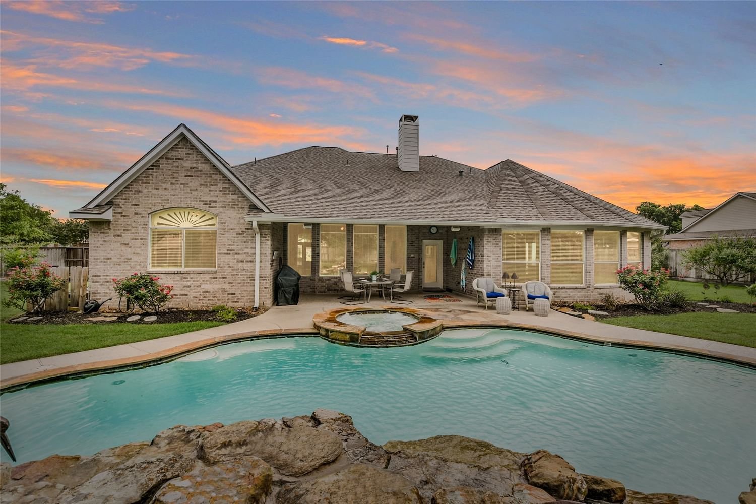 Real estate property located at 17203 Ledgefield, Harris, Lakes of Fairhaven, Cypress, TX, US