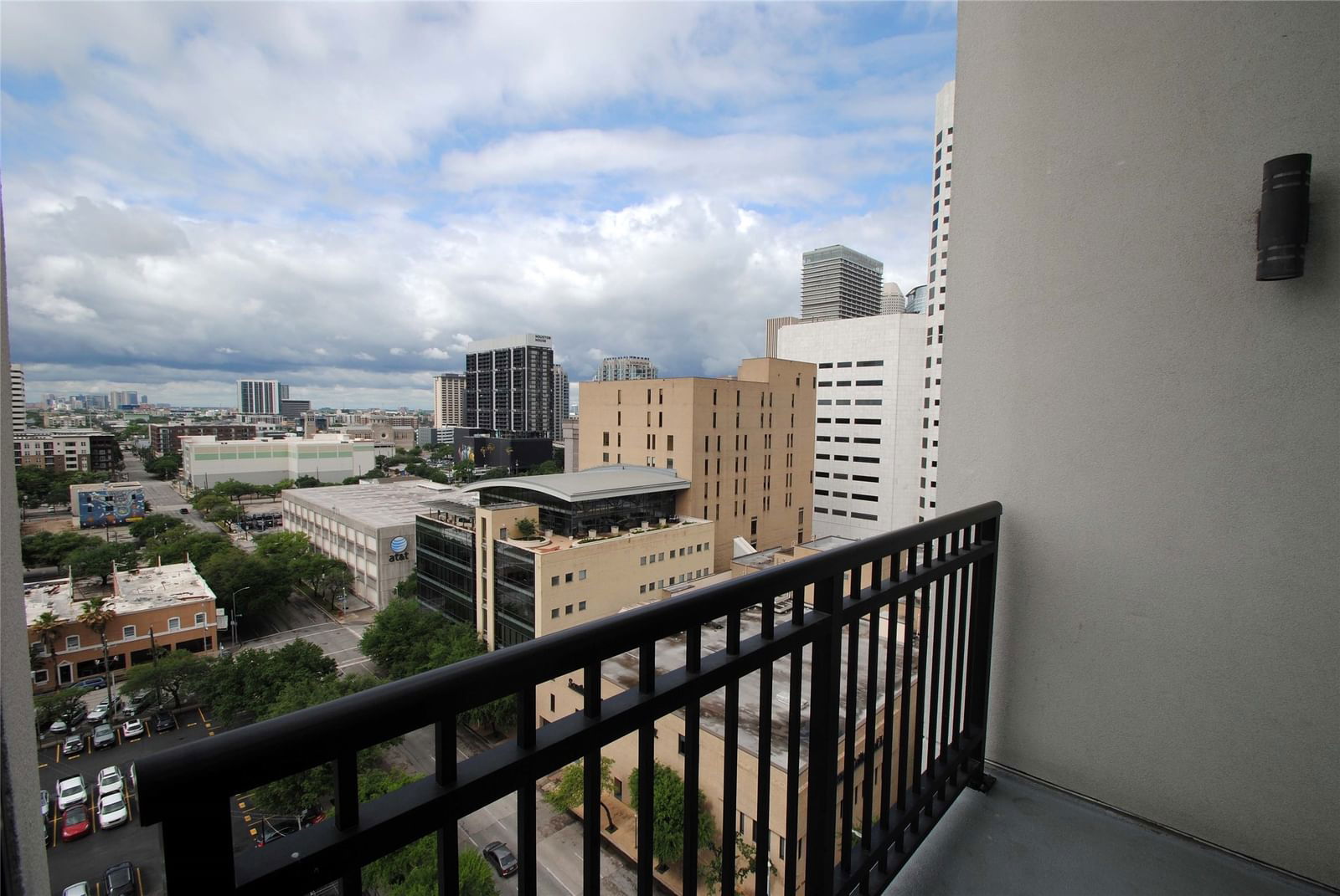 Real estate property located at 1211 Caroline #1204, Harris, Marlowe, Houston, TX, US