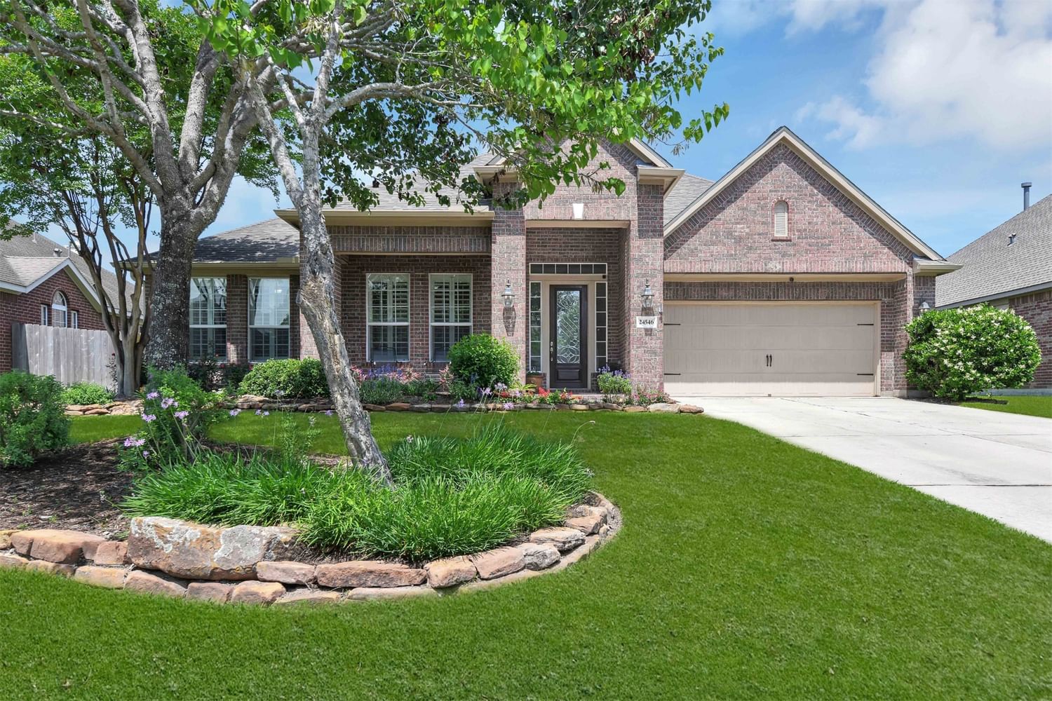 Real estate property located at 24546 Yorktown Heights, Montgomery, Oakhurst, Porter, TX, US