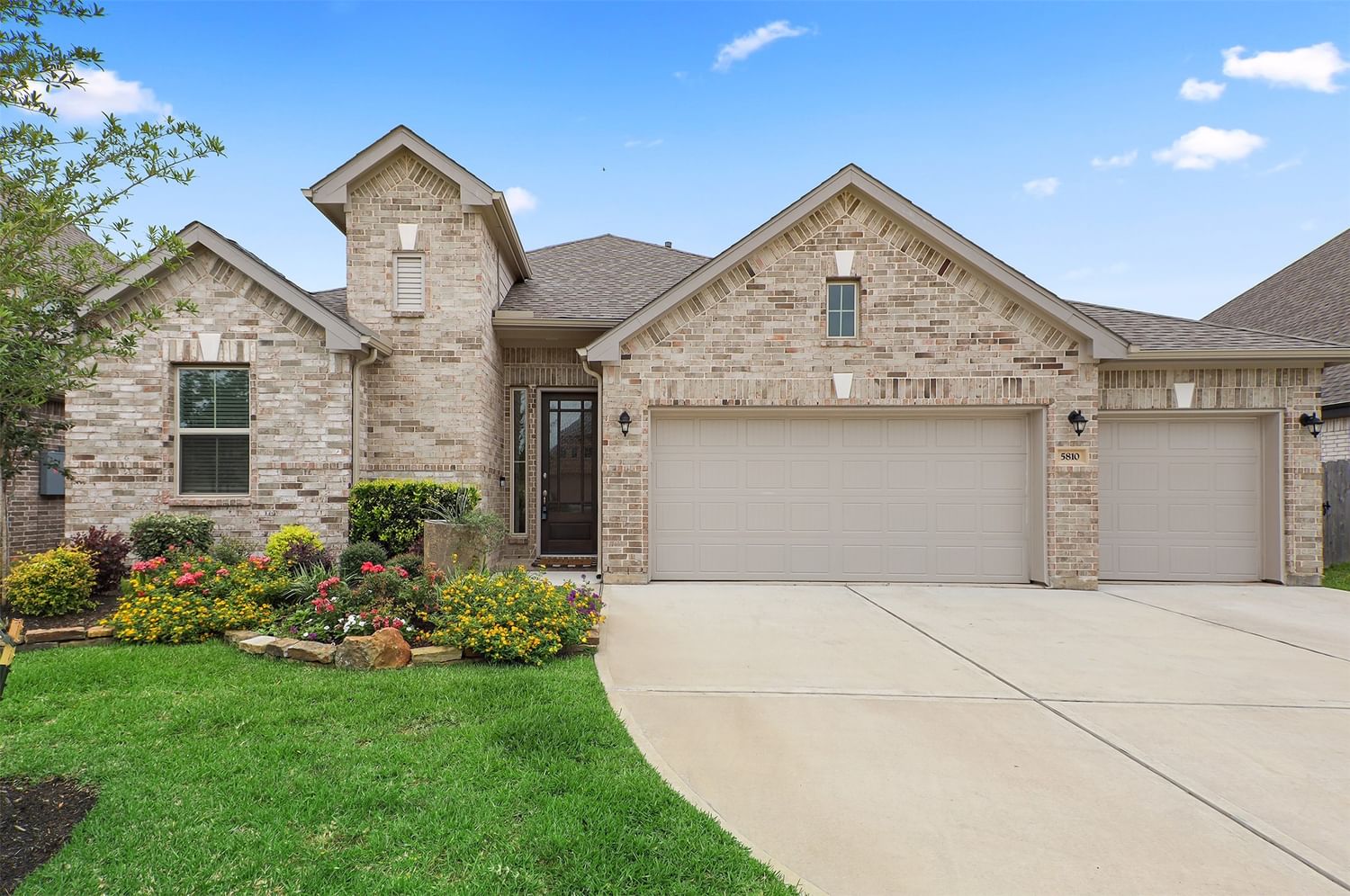 Real estate property located at 5810 Firethorne Ridge, Harris, Parkway Trls Sec 5, Pasadena, TX, US