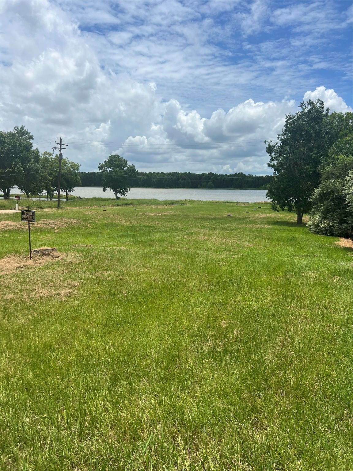 Real estate property located at TBD Lake Front, Trinity, Lakewood Sec 1, Trinity, TX, US