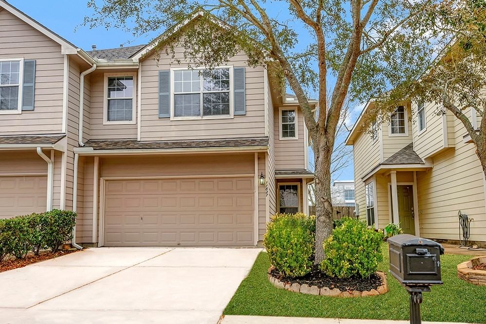 Real estate property located at 11827 Keystone Spring, Harris, Village Of College Place Sec 01, Houston, TX, US