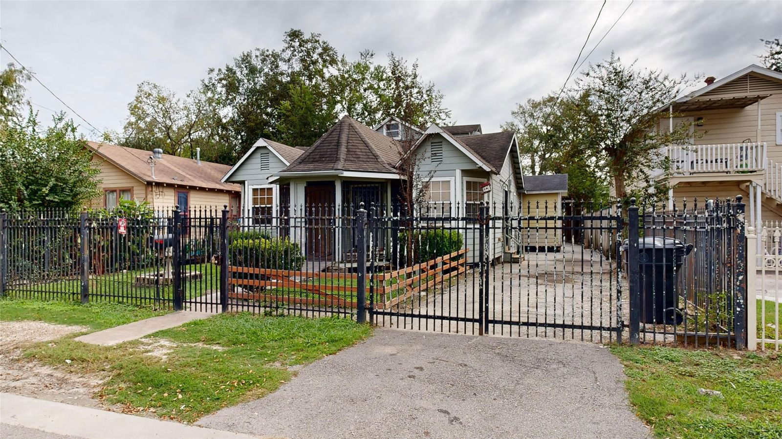 Real estate property located at 1315 Heslep, Harris, Smiths North Main St, Houston, TX, US