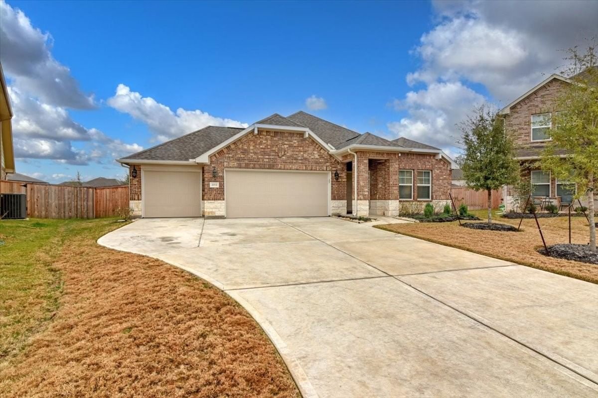 Real estate property located at 2011 Woodland Prairie, Montgomery, Stillwater 06, Conroe, TX, US