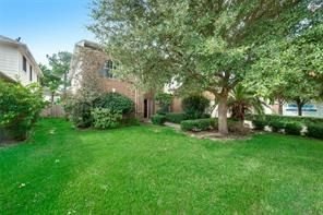Real estate property located at 16515 Cypress Thicket Dr, Harris, Cypress Point Lake Estates, Cypress, TX, US