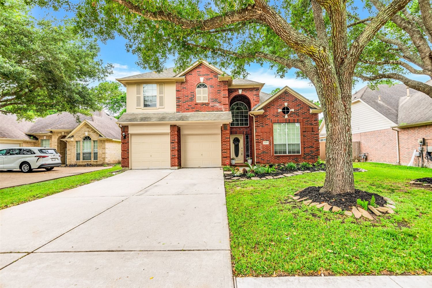 Real estate property located at 1615 Parkview Ln, Fort Bend, Sunrise Bay At Lake Olympia Sec 3, Missouri City, TX, US