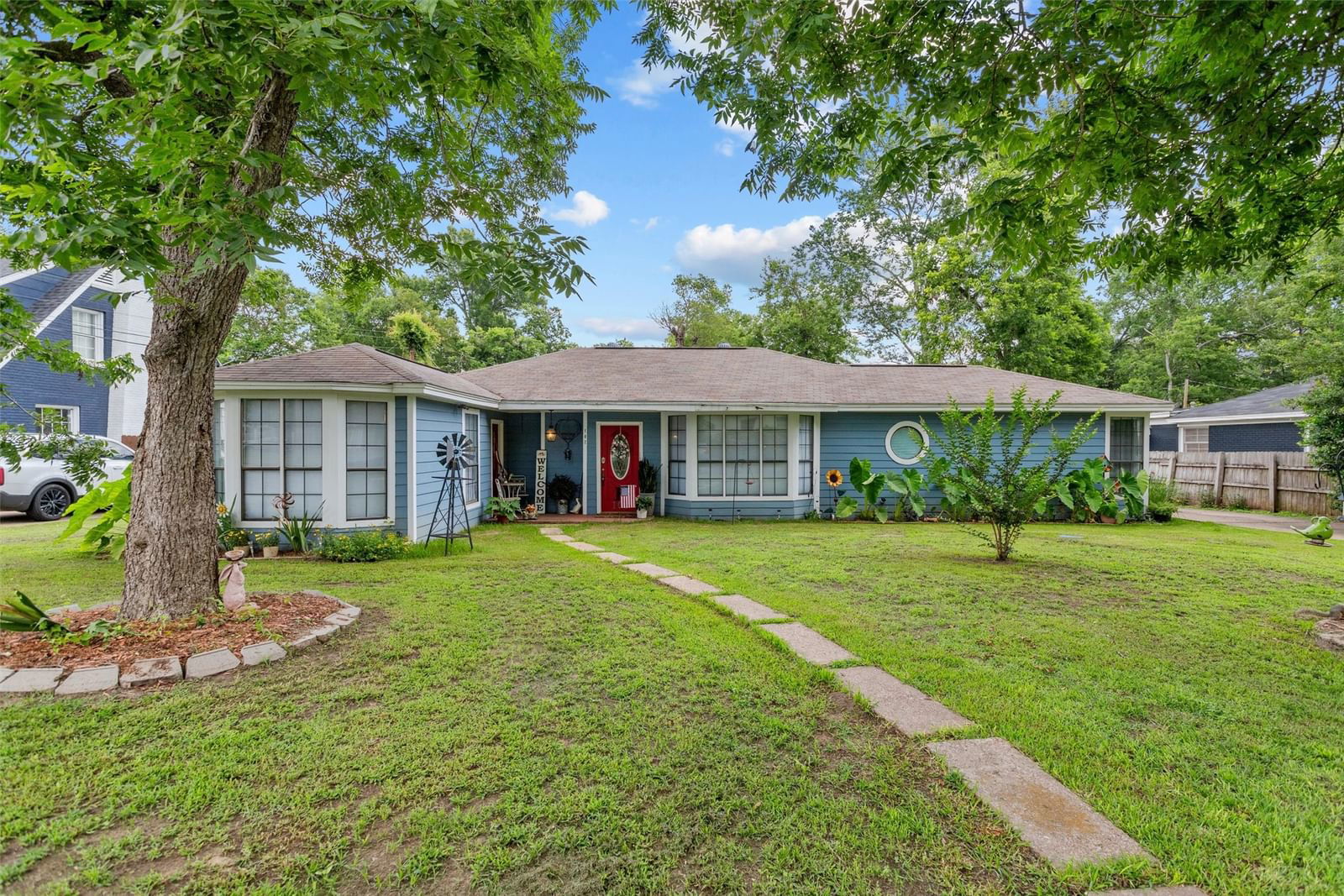 Real estate property located at 102 12th, Houston, Turner Terrace Add, Crockett, TX, US