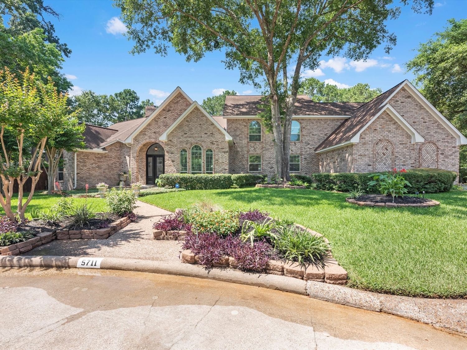 Real estate property located at 5711 Redwood River, Harris, Kings Point Village, Houston, TX, US