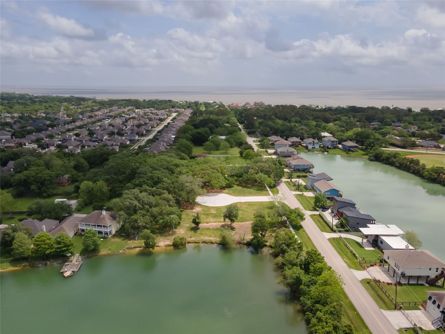 Real estate property located at 0 LOT 10 Oak Alley, Harris, Oak Alley, Seabrook, TX, US