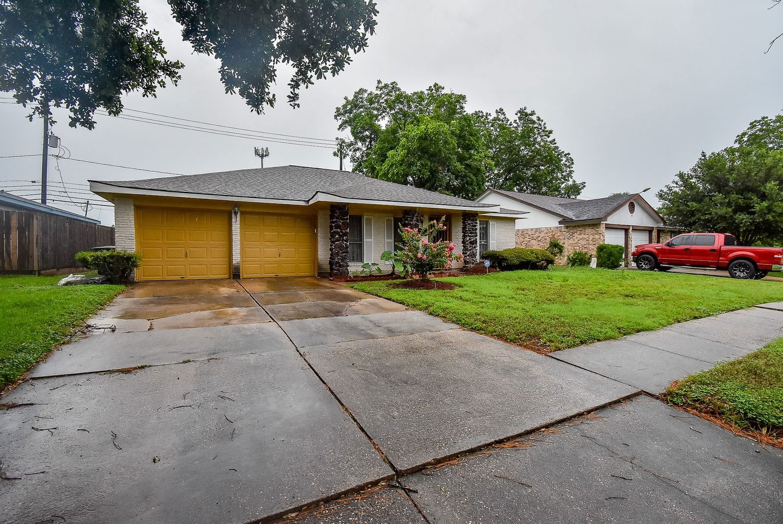 Real estate property located at 6202 Oakham, Harris, Windsor Village Sec 06 R/P, Houston, TX, US