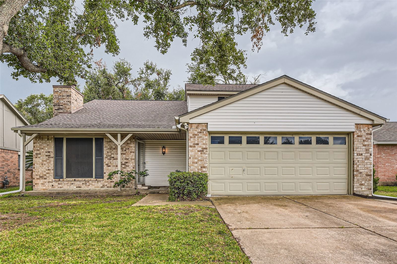 Real estate property located at 18039 Forest Cedars, Harris, Windsong Sec 01, Houston, TX, US