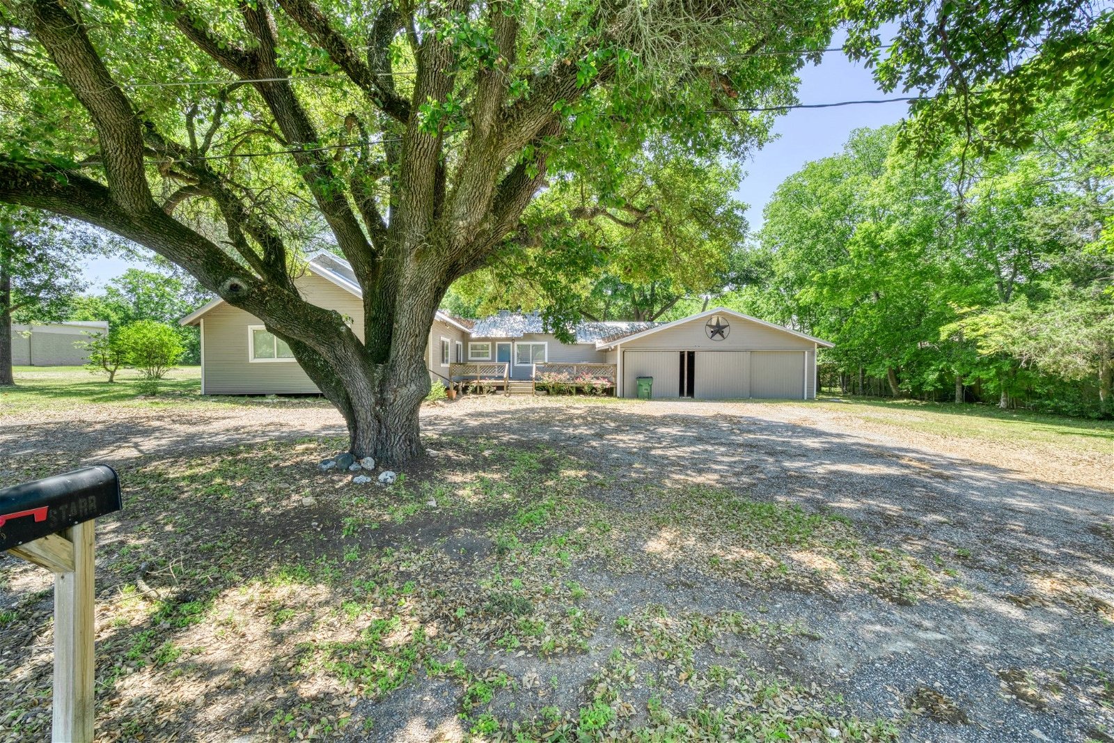 Real estate property located at 107 Minden, Madison, Madisonville, TX, US