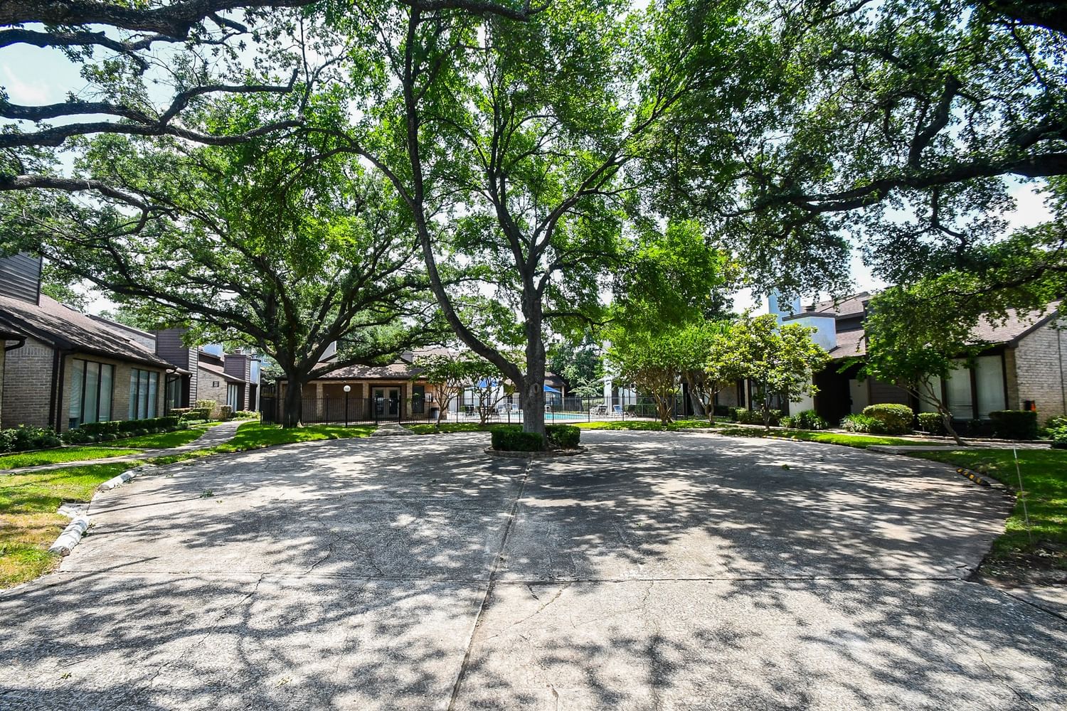 Real estate property located at 2601 Braeswood #1003, Harris, S Braeswood Condo Ph 01, Houston, TX, US