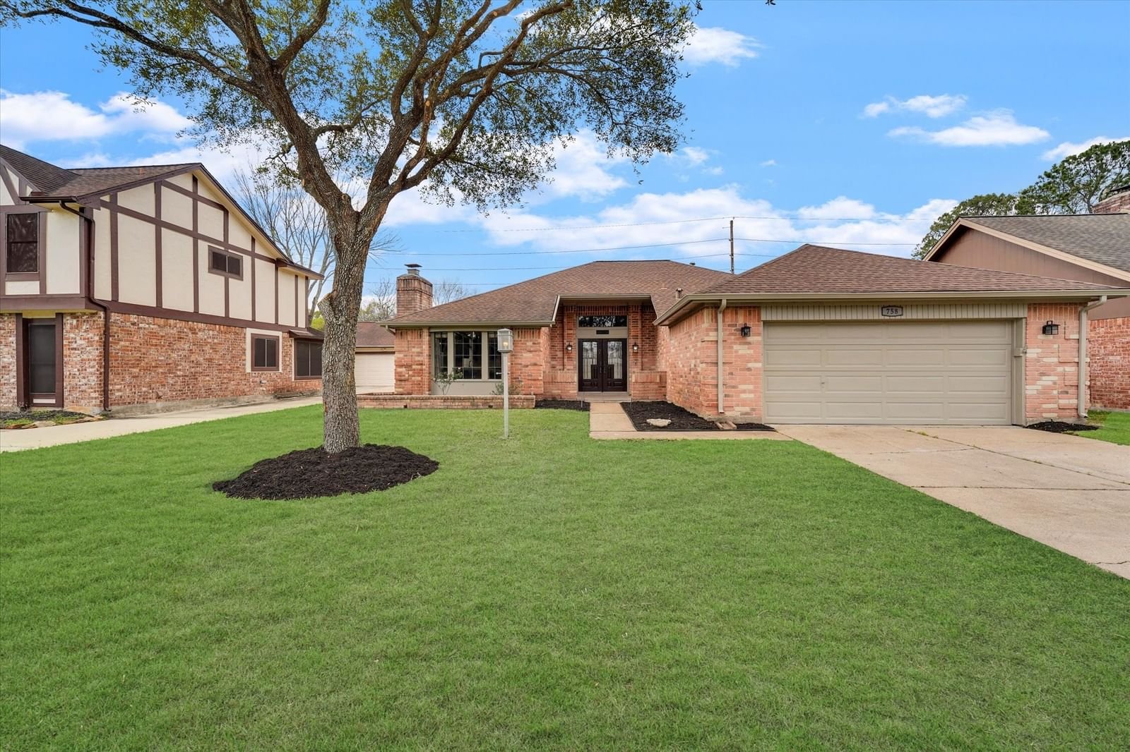 Real estate property located at 758 Rolling Mill, Fort Bend, Sugarmill, Sugar Land, TX, US