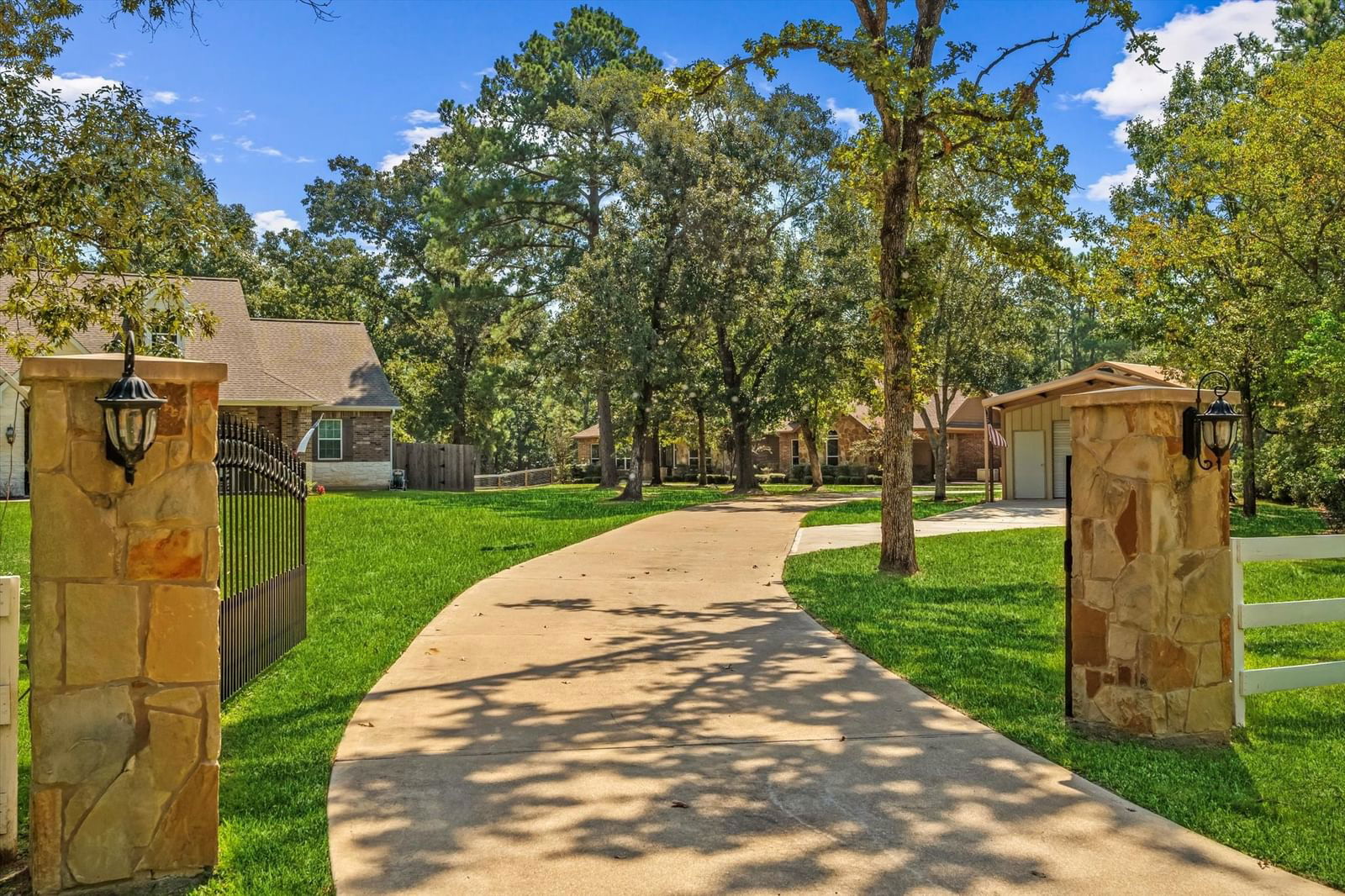 Real estate property located at 28116 Chuckwagon, Montgomery, Estates On Hidden Lake, Magnolia, TX, US