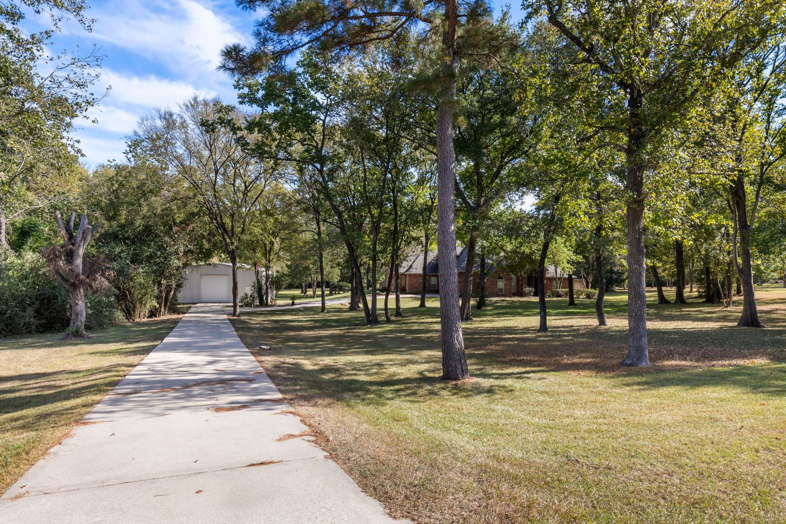 Real estate property located at 20111 Hilltop Ranch, Montgomery, Hilltop Ranch, Montgomery, TX, US