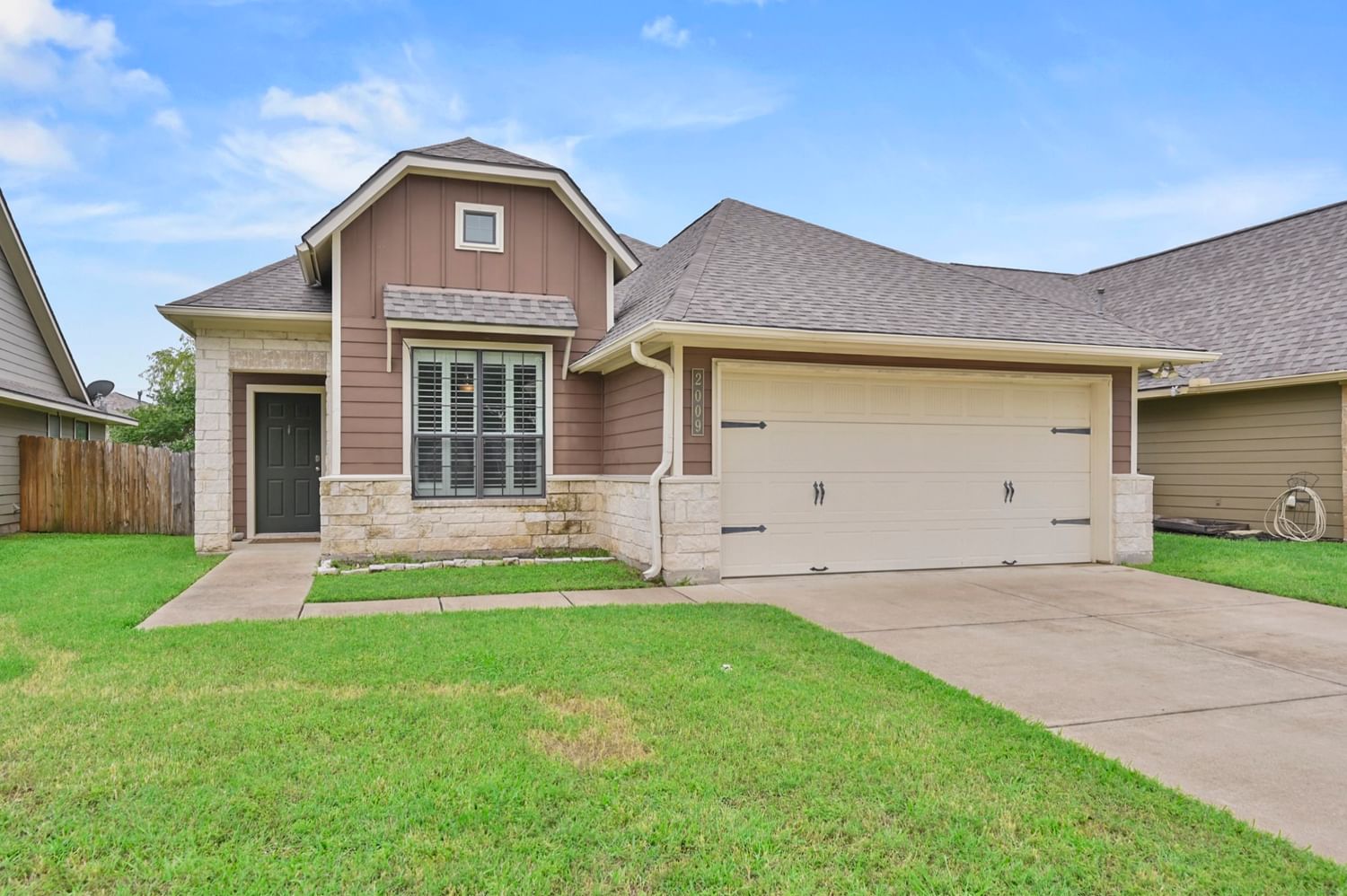 Real estate property located at 2009 Snowy Brook, Brazos, Autumn Lake Ph 2b, Bryan, TX, US