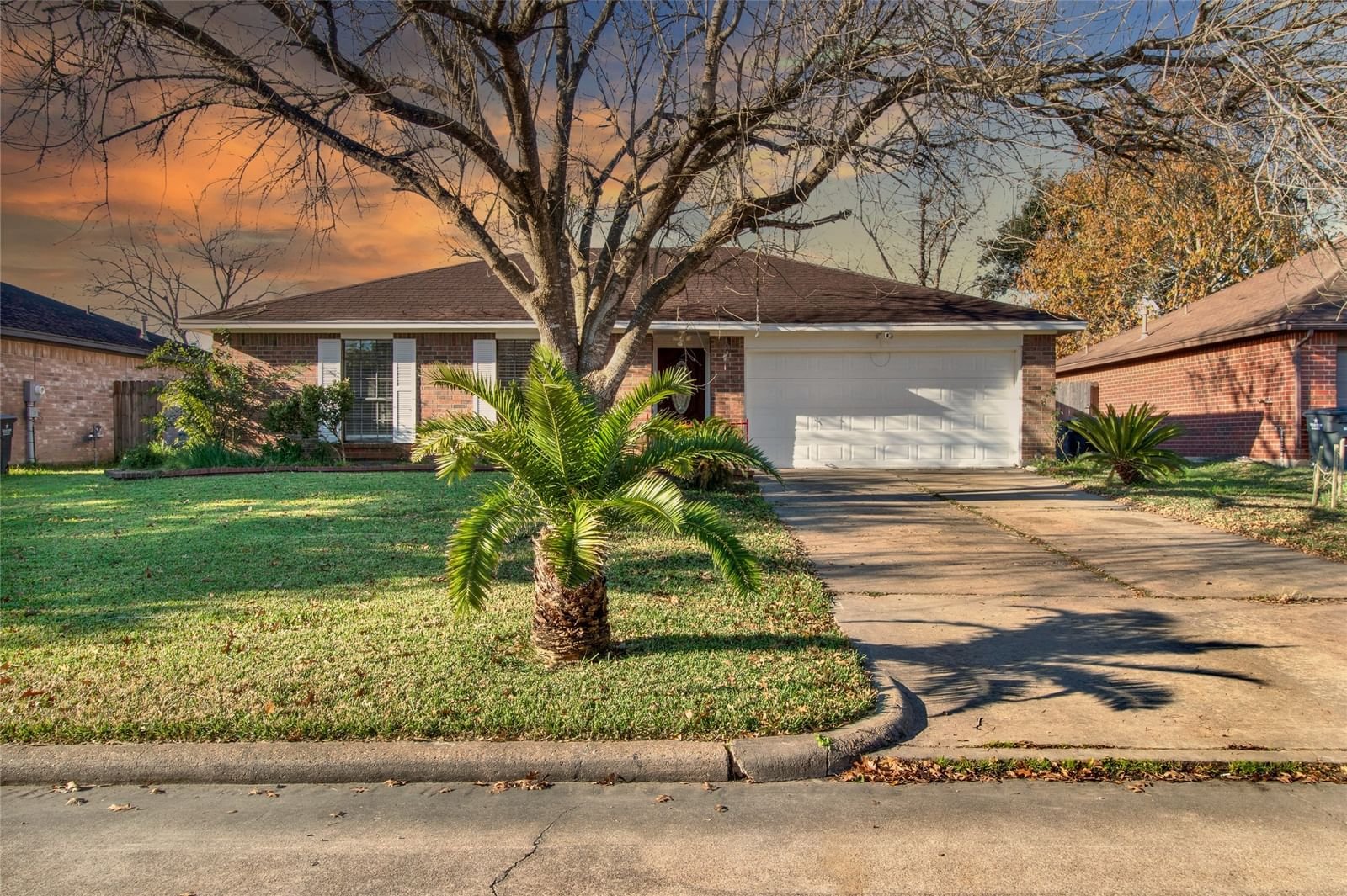 Real estate property located at 2803 Dove Tree, Brazoria, Deer Trail, Alvin, TX, US