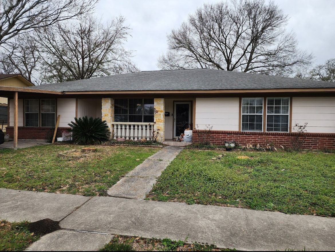 Real estate property located at 1700 Mississippi, Harris, Britton Cravens Sec 04, Baytown, TX, US