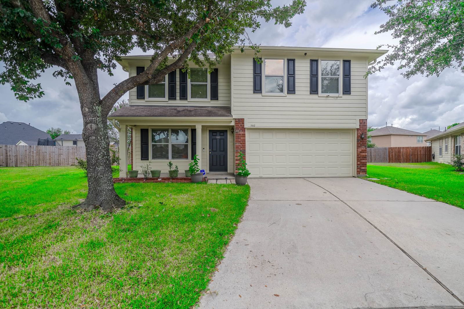 Real estate property located at 902 Patti Lane, Harris, Sycamore Bend Sec 01, Houston, TX, US