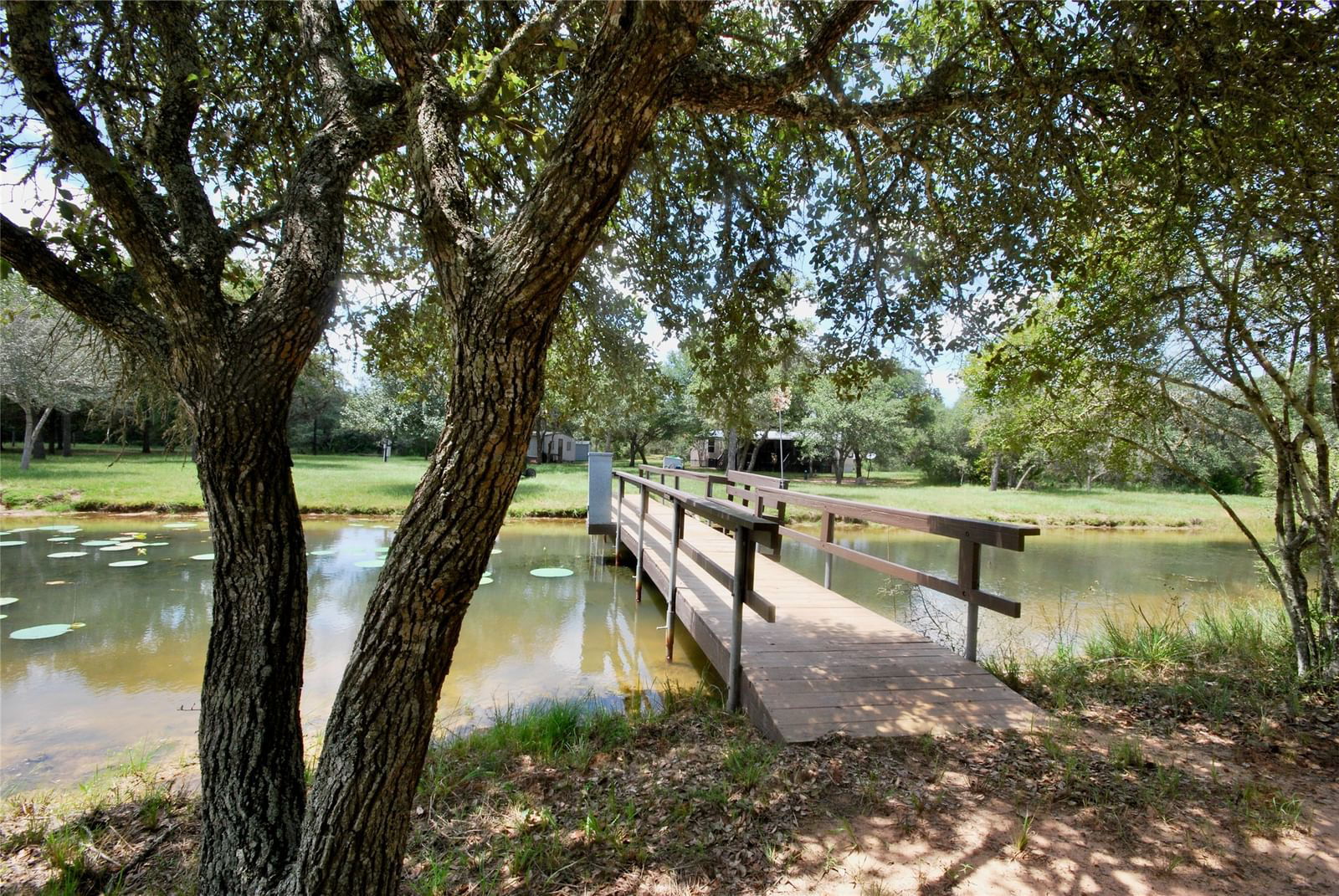 Real estate property located at 829 County Road 158, Lavaca, Green Oaks Estates, Hallettsville, TX, US