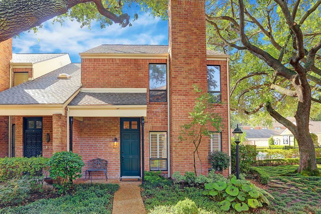 Real estate property located at 2901 Bammel #30, Harris, River Oaks Square Condo, Houston, TX, US