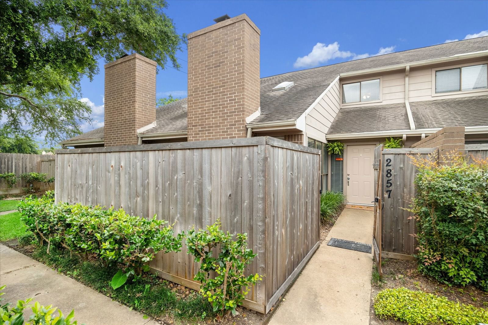 Real estate property located at 2857 Panagard #40, Harris, Westhollow Reserve G Correctio, Houston, TX, US