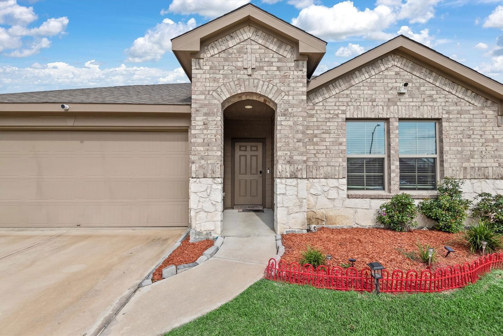 Real estate property located at 3930 Hawaiian, Harris, Goose Crk Reserve Sec 5, Baytown, TX, US