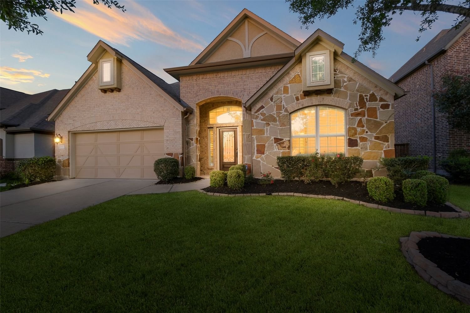 Real estate property located at 11822 Supremo, Fort Bend, Lakes Of Bella Terra, Richmond, TX, US