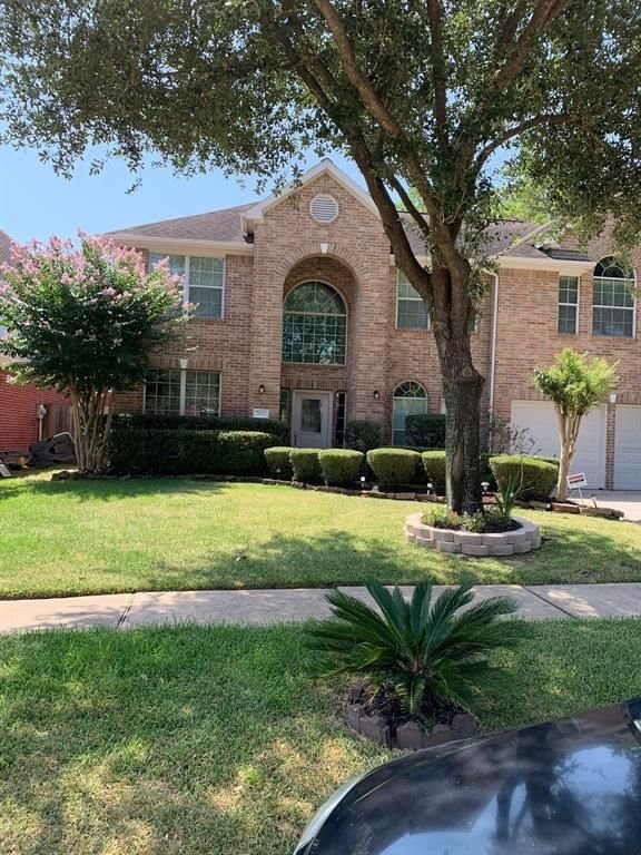 Real estate property located at 3811 Ashlee, Harris, Briarchase Sec 03, Houston, TX, US