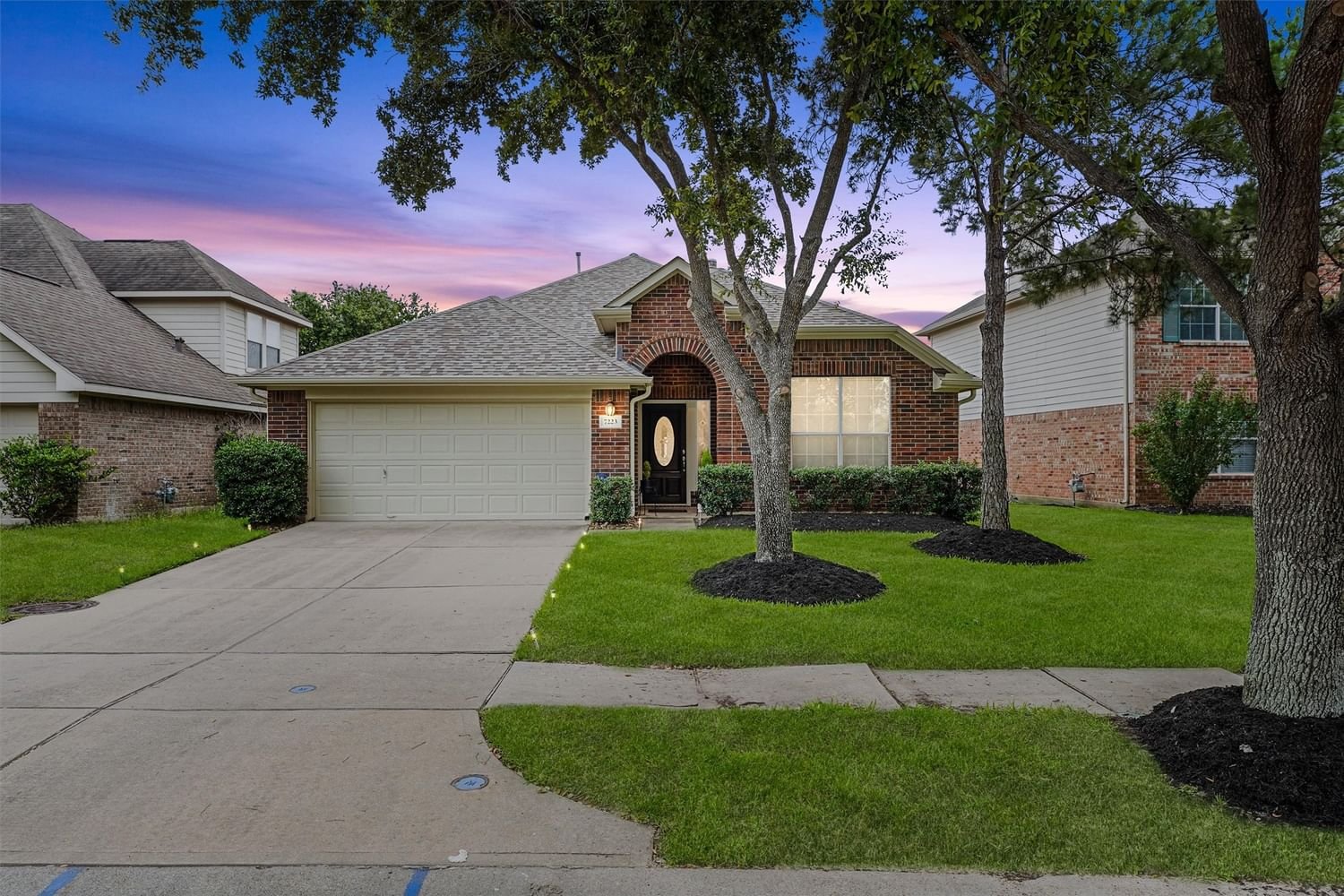 Real estate property located at 7223 Chasegrove, Fort Bend, Lakemont Terrace sec, Richmond, TX, US