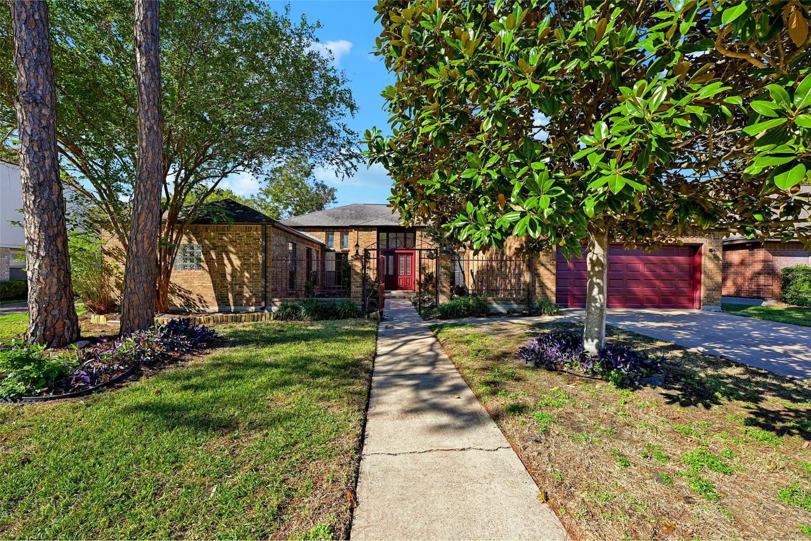 Real estate property located at 7202 Las Brisas, Harris, Mission Bend Cabildo, Houston, TX, US