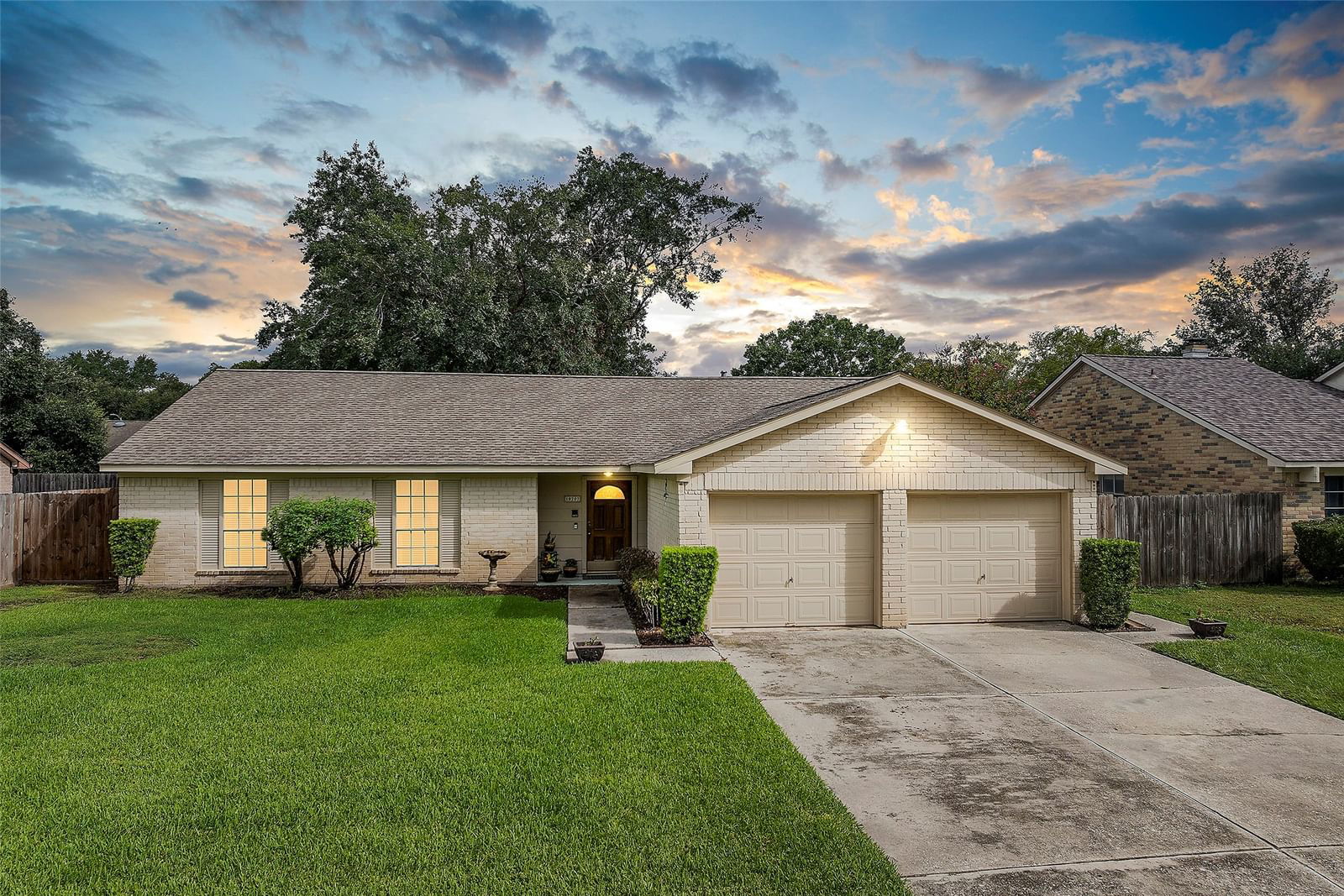 Real estate property located at 10202 Rippling Fields, Harris, Harvest Bend, Houston, TX, US