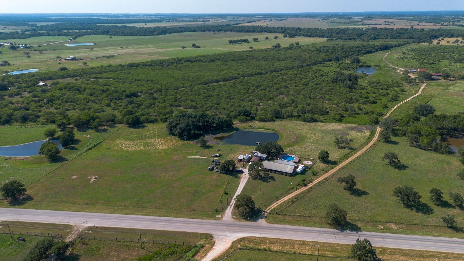 Real estate property located at 4686 State Hwy 97, Gonzales, Gonzales, TX, US