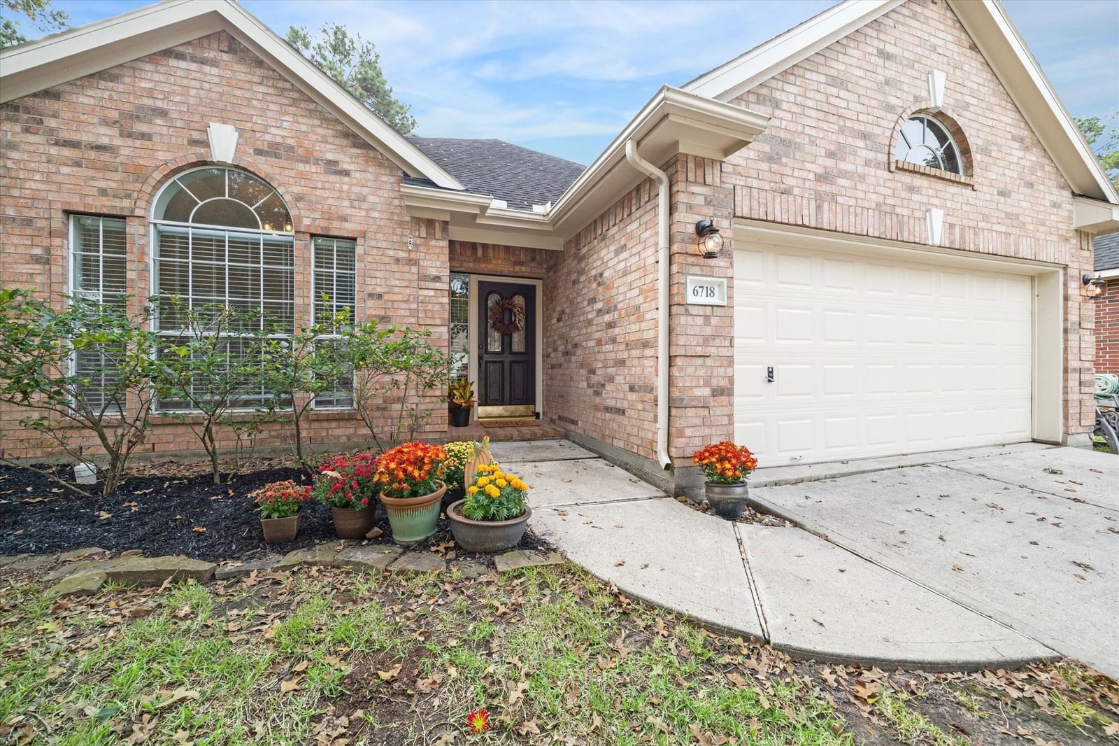 Real estate property located at 6718 Amber Pine, Harris, Kings River Village Sec 05, Kingwood, TX, US