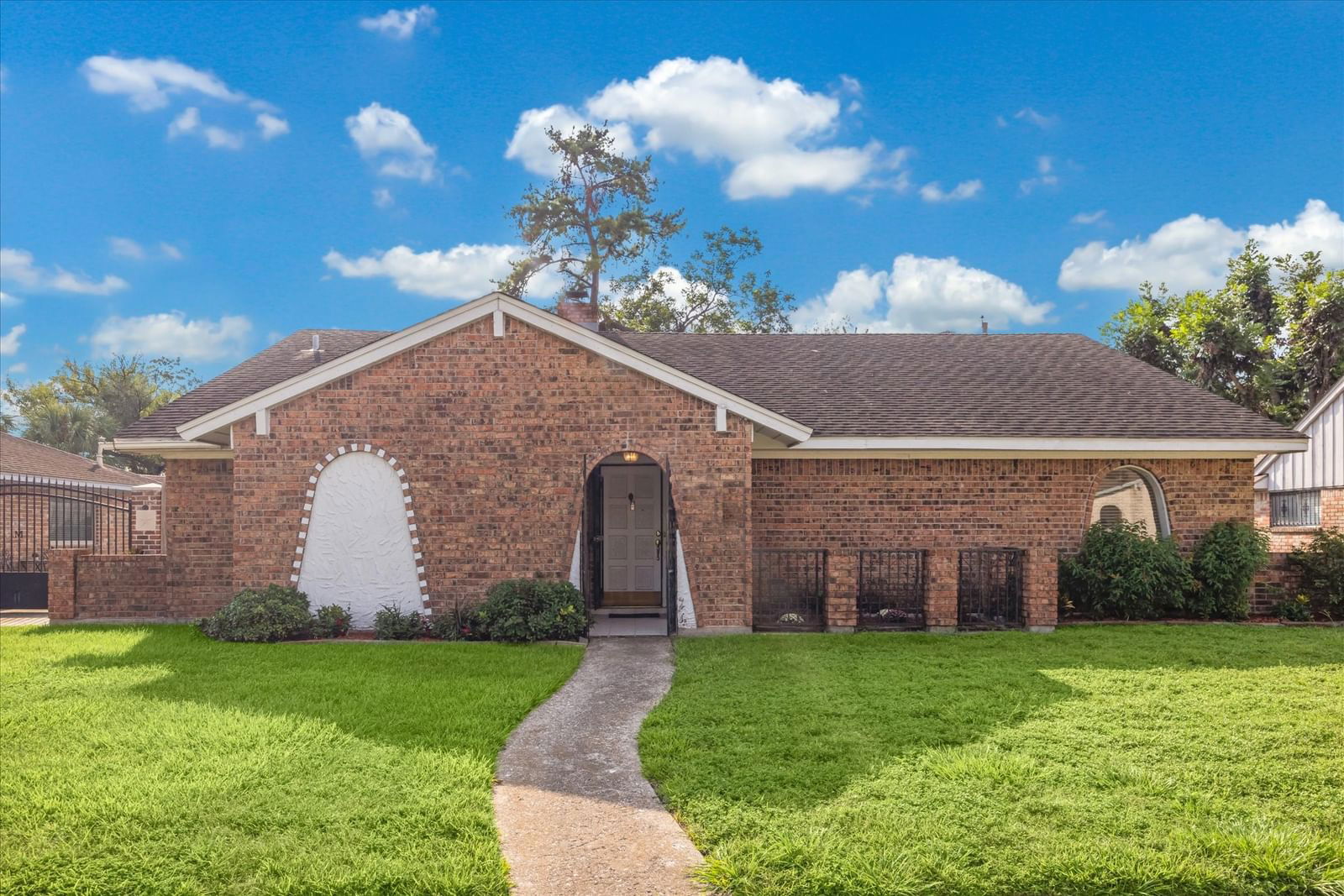 Real estate property located at 5419 Golf, Harris, Shepherd Park Terrace Sec 02, Houston, TX, US