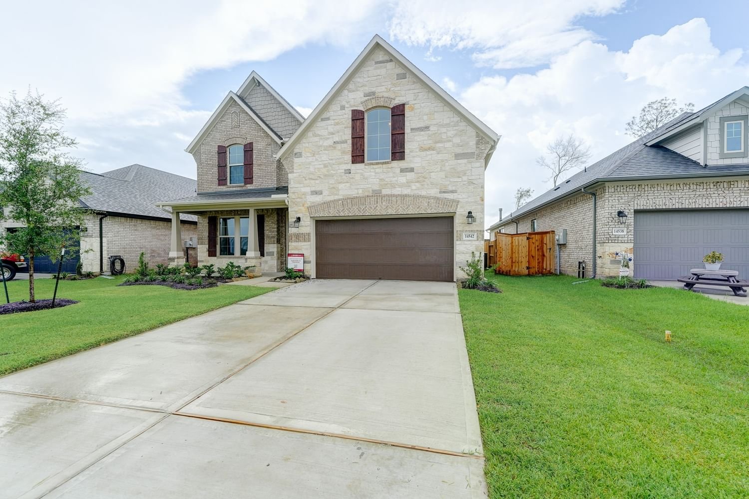 Real estate property located at 14542 Clementine Hall, Montgomery, Conroe, TX, US